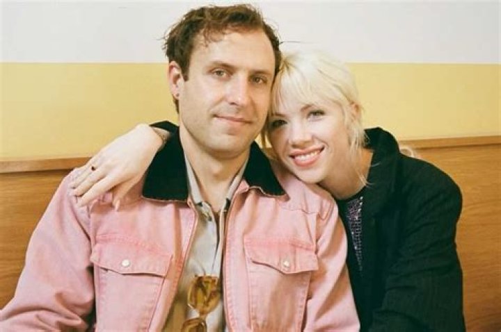 James Flannigan: 10 Fast Facts You Should Know About Carly Rae Jepsen Boyfriend
