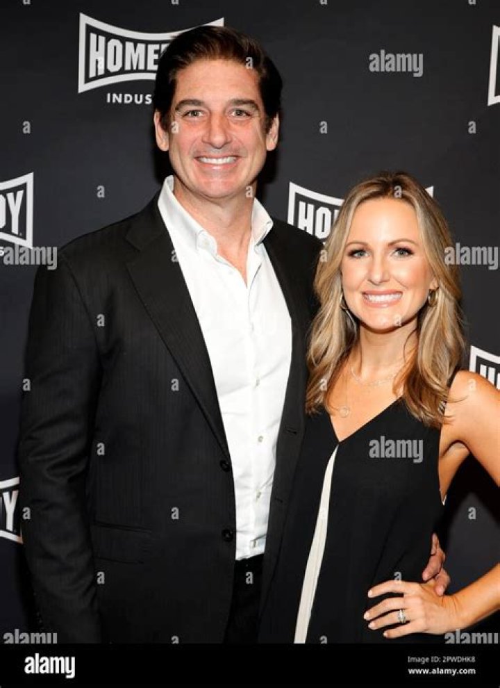 Lauren Lyster KTLA: Bio, Age, Height, Husband, Carter Evans, Wedding, Yahoo Finance, RT &amp; Net Worth