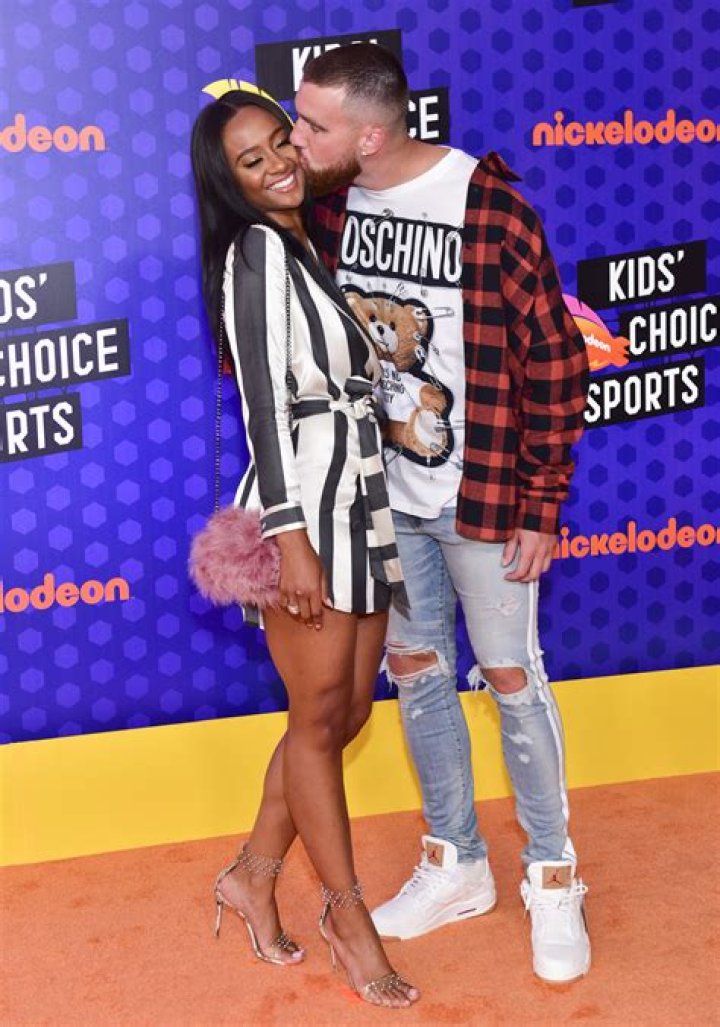 NCAA: Who Is Travis Dye Girlfriend Erin Hemersonn? Meet The Couple On Instagram