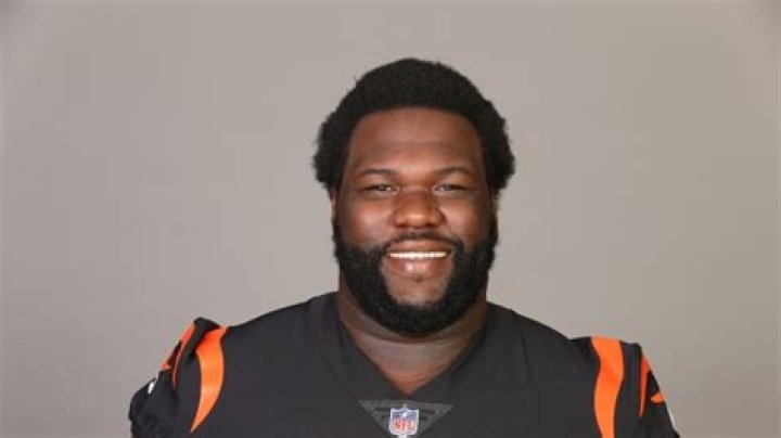 Quinton Spain Salary, Contract, Age, Height, Weight, Family, PFF, Net Worth